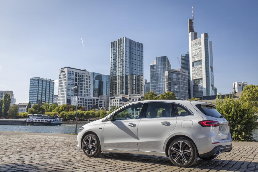  Mercedes-Benz B250 e (W247) 2019 года  (WW) (фото 14 из 24)